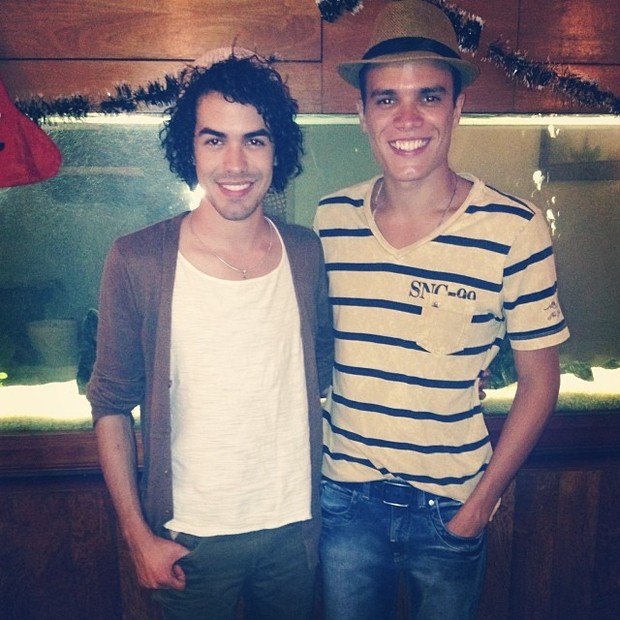 Sam Alves e o cantor Marcos Lessa (Foto: Reprodução / Instagram)