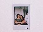 Lívian Aragão posta foto com músico e fãs perguntam se é namoro