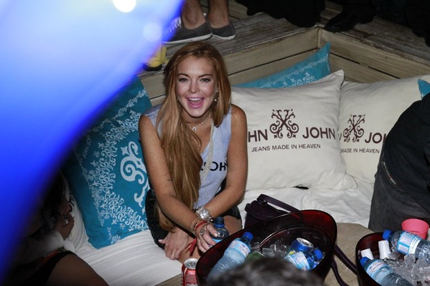 Lindsay Lohan no Café de la Musique, em Florianópolis (Foto: Alex Macedo/AgNews)