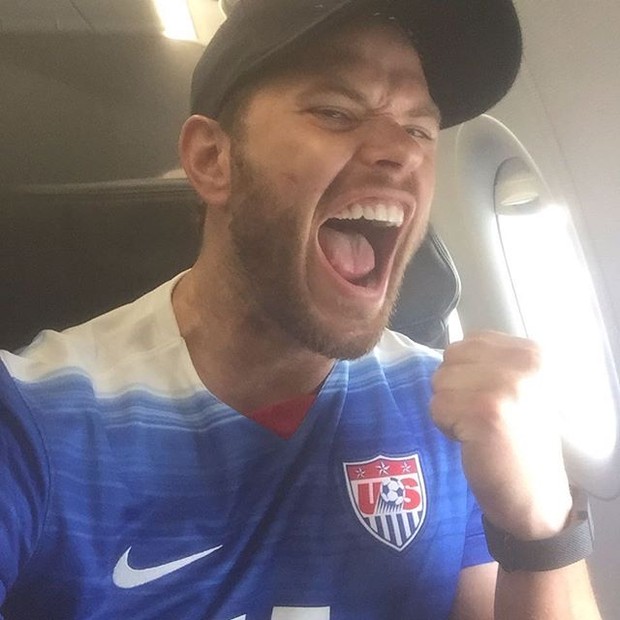 Kellan Lutz com a camisa da seleção dos Estados Unidos (Foto: Instagram/ Reprodução)