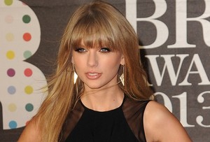 EGO Beleza - Franjas - Taylor Swift (Foto: Getty Images)