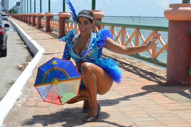 Madelayne Cavalcanti, musa da Vila Isabel, encarna dançarina de frevo (Foto: Divulgação)