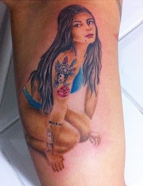 Tatuagem de Petra Mattar (Foto: Instagram / Reprodução)