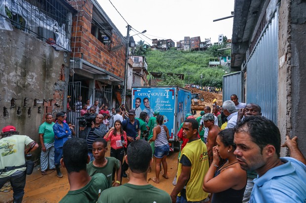 Donativos de Rafa e Pipo Marques para as vítimas da enchente de Salvador (Foto: Divulgação)
