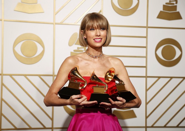 Taylor Swift vence as catagorias Álbum do Ano, Melhor Vocal Pop e Melhor Videoclipe no Grammy (Foto: REUTERS/Lucy Nicholson)