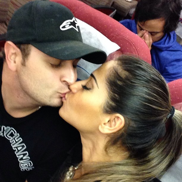 Mayra Cardi e o namorado (Foto: reprodução/Instagram)