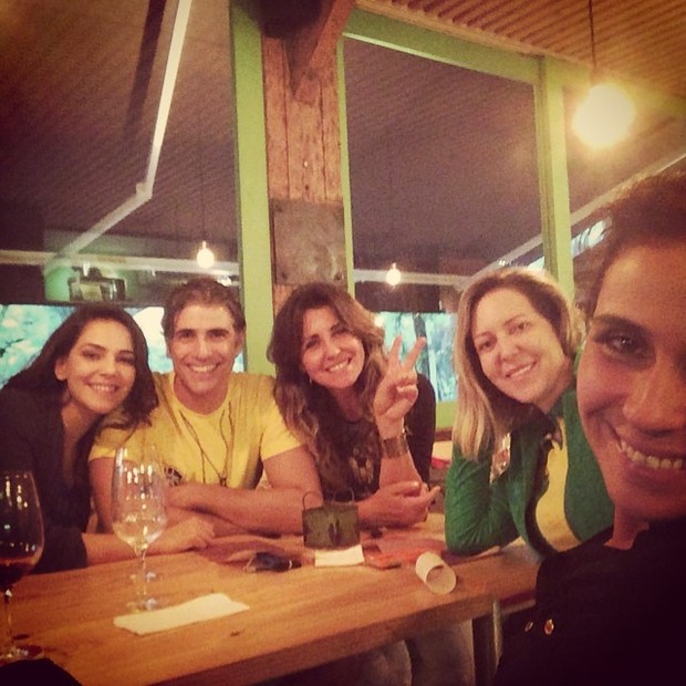 Tainá Müller, Reynaldo Gianecchini e Giovanna Antonelli (Foto: Instagram / Reprodução)
