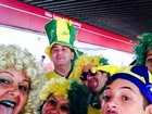 Fantasiada, mãe de David Luiz vai ao estádio ver abertura da Copa