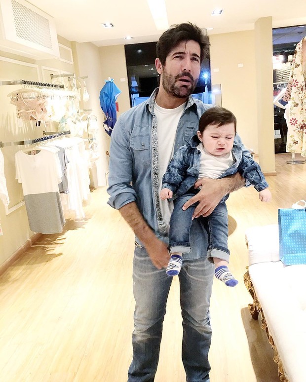 Sandro Pedroso e o filho Noah (Foto: Reprodução/Instagram)