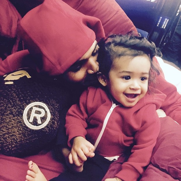 Chris Brown e a filha, Royalty (Foto: Instagram/ Reprodução)