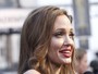 Ao ver foto de Angelina Jolie no Oscar, médico afirma na TV: 'Está subnutrida'