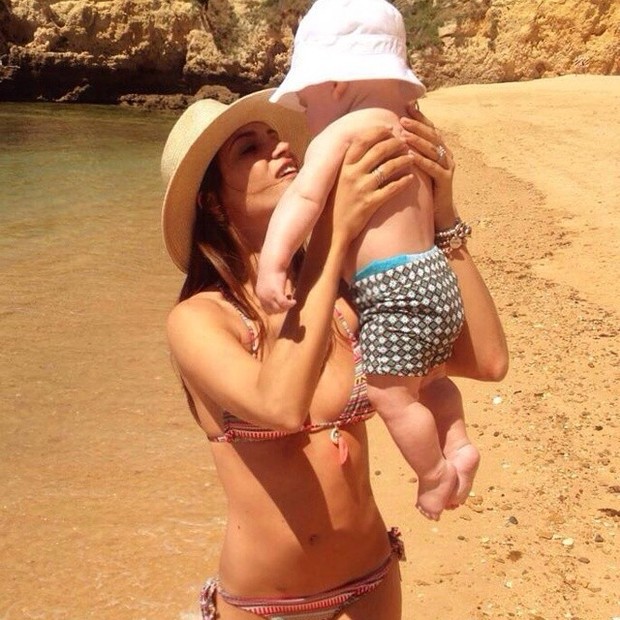 Sara Carbonero com o filho (Foto: Instagram / Reprodução)