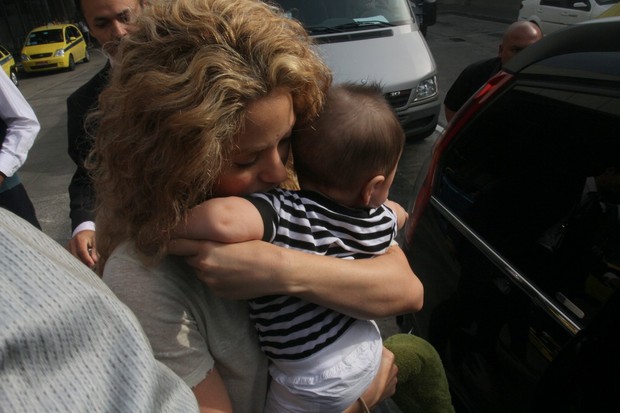 Shakira chega ao Brasil (Foto: Photo Rio News)
