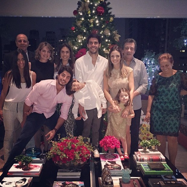 Kaká, Carol Celico e família na noite de Natal (Foto: Reprodução/Instagram)