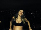 Mirella Santos exibe o barrigão de sete meses: ‘Eu e ela’