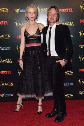 Nicole Kidman e Keith Urban em premiação em Los Angeles, nos Estados Unidos (Foto: Alberto E. Rodriguez/ Getty Images/ AFP)