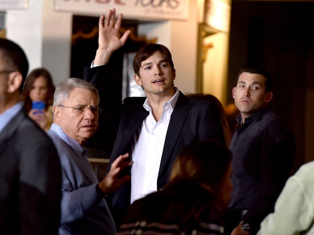 Ashton Kutcher em première de filme em Los Angeles, nos Estados Unidos (Foto: Kevin Winter/ Getty Images/ AFP)