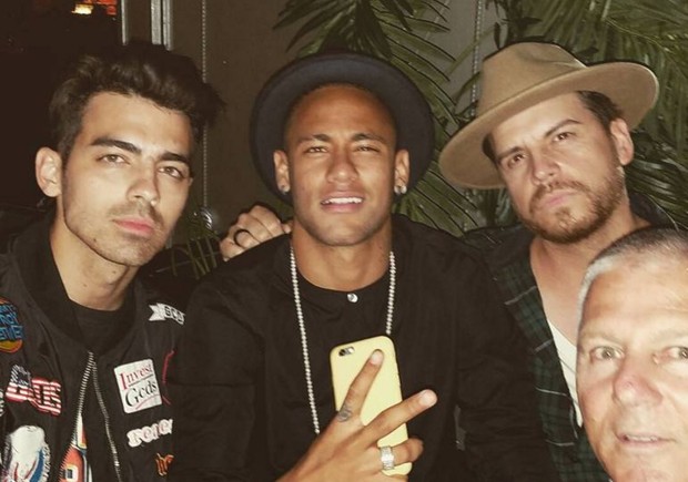 Neymar com Joe Jonas e Dave-O em Nova York (Foto: Reprodução/Instagram)