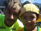 Neymar realiza sonho de menino com câncer: 'Ele salvou meu filho', diz mãe
