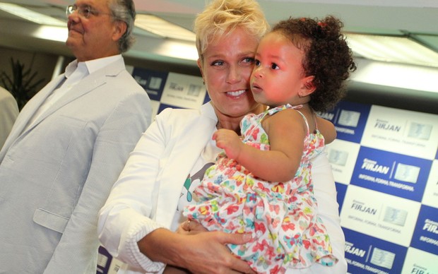 Xuxa em evento no Rio (Foto: Anderson Borde / AgNews)