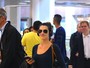 Cléo Pires usa bolsa de R$ 6.350 ao embarcar em aeroporto no Rio
