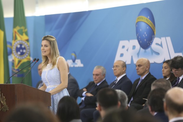 Marcela Temer usou vestido de R$1,6 mil em evento social, em Brasília (Foto: Agência Brasil)