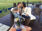 Ex-BBBs Talita Araújo e Rafael Licks comemoram um mês de namoro