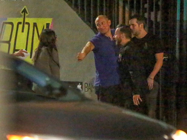 Demi Moore chega a bar em Los Angeles, nos Estados Unidos (Foto: AKM-GSI/ Agência)
