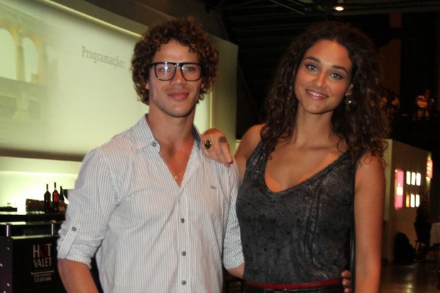 josé loreto e Débora Nascimento (Foto: Anderson Borde / AgNews)