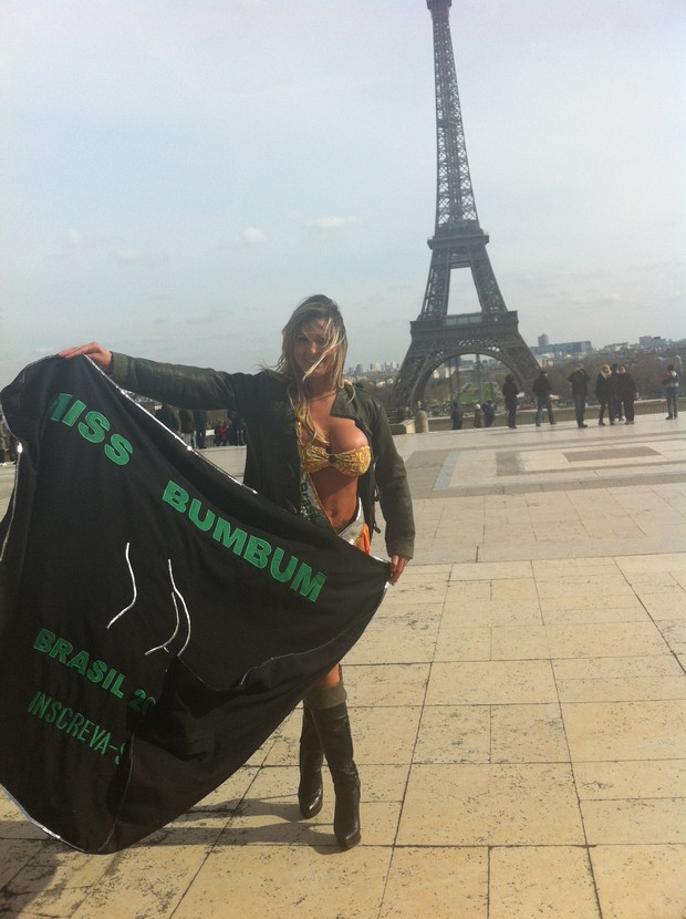 Miss Bumbum 2013 em Paris (Foto: Divulgação )