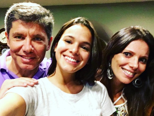 Remy Archer, Bruna Marquezine e Cristiane Machado (Foto: Reprodução/Instagram)