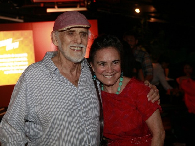 Francisco Cuoco e Regina Duarte em evento na Zona Sul do Rio (Foto: Isac Luz/ EGO)