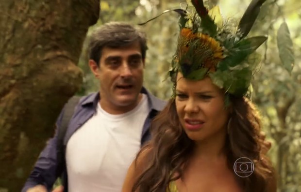 Vinicius Manne com Fernanda Souza na novela A Regra do Jogo (Foto: Reprodução/Globo)