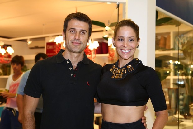Eriberto Leão e Danielle Winits em inauguração de shopping no Guarajá, litoral de São Paulo (Foto: Renato Frasnelli/ Divulgação)