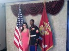 Kim Kardashian acompanha fuzileiro naval em baile militar