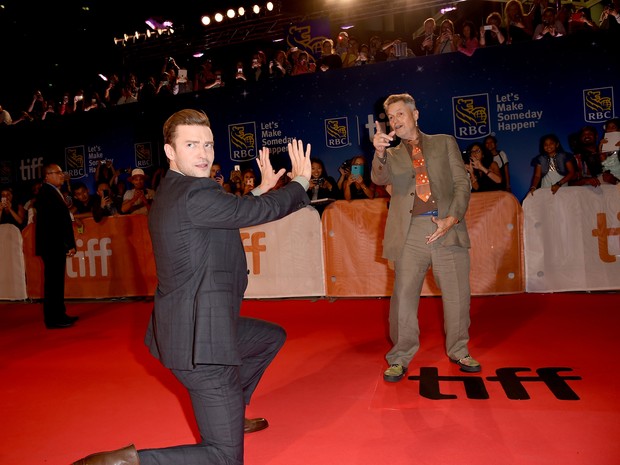 Diretor Jonathan Demme e Justin Timberlake no festival de cinema de Toronto, no Canadá (Foto: Kevin Winter/ Getty Images/ AFP)