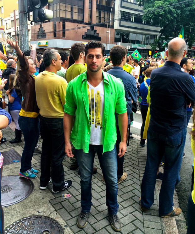 Marcelo Zagonel participa de manifestação (Foto: Reprodução/Instagram)