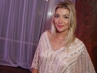 Luiza Possi assume namoro com diretor de novela em festa: 'Estou feliz'