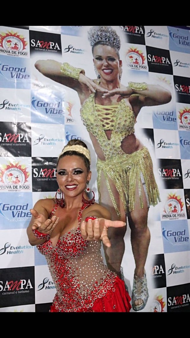 Andréa Capitulino samba na Prova de Fogo (Foto: Prova de Fogo / Divulgação)