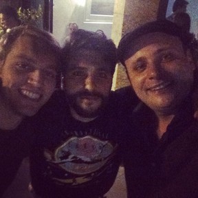 Bruno Gagliasso e Léo Fuchs com amigo em festa no Rio (Foto: Instagram/ Reprodução)