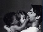 Tom Cruise aparece com os filhos ainda crianças em foto antiga
