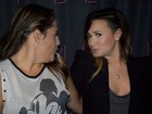 Valesca Popozuda tira onda e mostra Demi Lovato dando beijinho no ombro