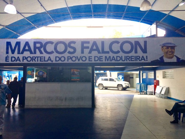 Velório Falcon  (Foto: Rafael Godinho/ EGO)