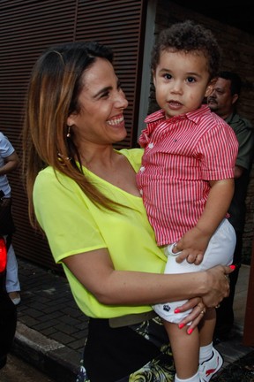 Wanessa com o filho, José Marcus, em festa em São Paulo (Foto: Marcos Ribas/ Foto Rio News)