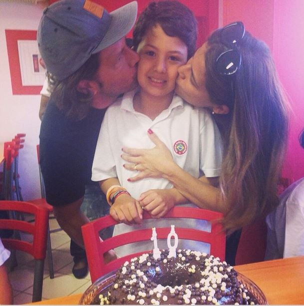 Mario Frias com Miguel e Nivea Stelmann (Foto: Instagram/Reprodução)