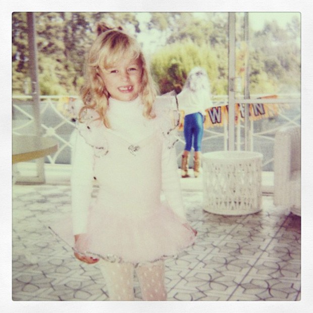 Paris Hilton posta foto de quando era bebê (Foto: Instagram / Reprodução)