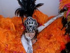Natália Knaak comemora 10 anos de Sapucaí em desfile na Grande Rio
