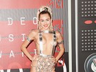 Ela causa! Confira fotos que provam que Miley Cyrus foi a grande estrela do Video Music Awards 2015