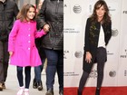 Suri Cruise passeia em NY e mostra semelhança com a mãe, Katie Holmes