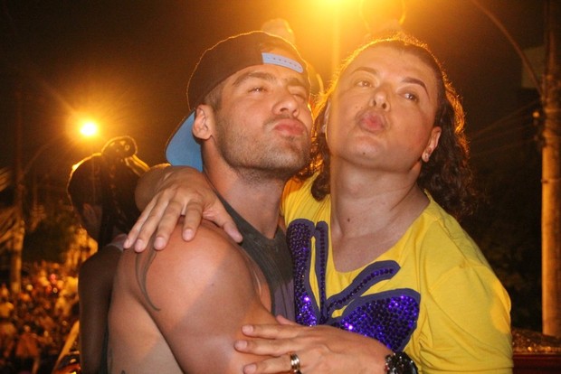 David Brazil e Yuri em Parada Gay (Foto: Rodrigo dos Anjos / AgNews)
